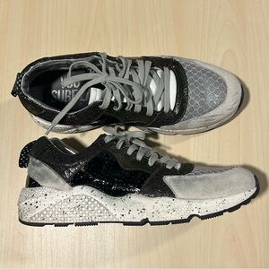 P448 Sneakers